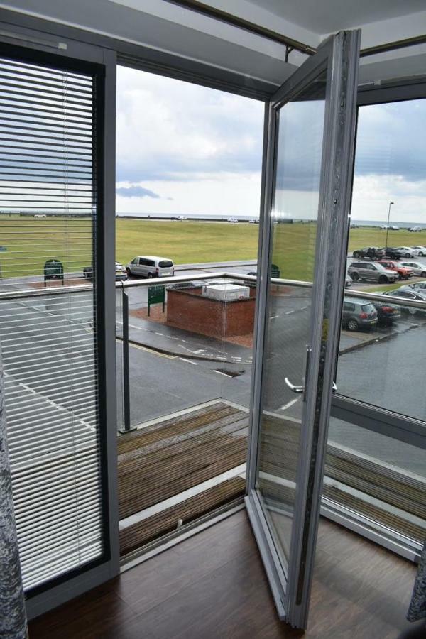 Links View Apartment, Carnoustie Kültér fotó